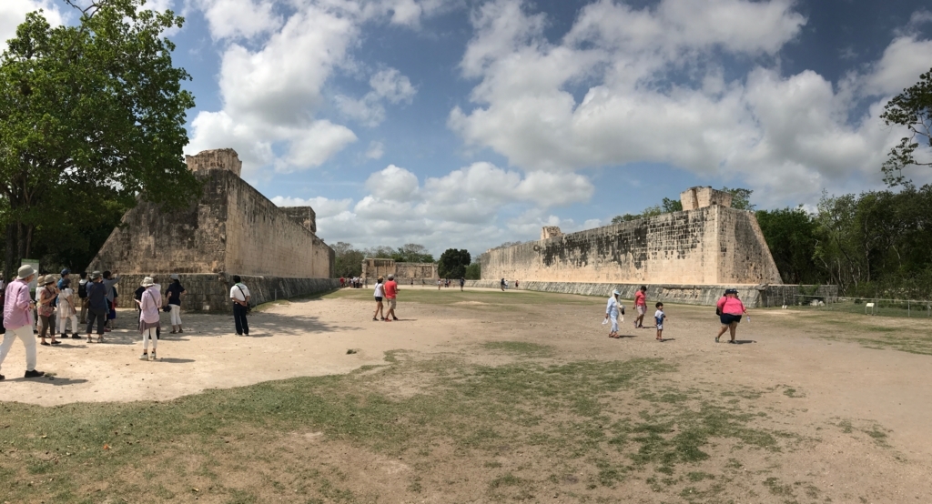 メキシコ チチェン イッツァ遺跡 2 3 新チチェン イッツァ時代遺跡 球技場 ジャガーの神殿 頭蓋骨の台座 戦士の神殿 空飛ぶおばさん旅日記 壱 メキシコ チチェン イッツァ遺跡 2 3 新チチェン イッツァ時代遺跡 球技場 ジャガーの神殿 頭蓋骨の台座 戦士の神殿 空飛ぶおばさん旅日記 壱