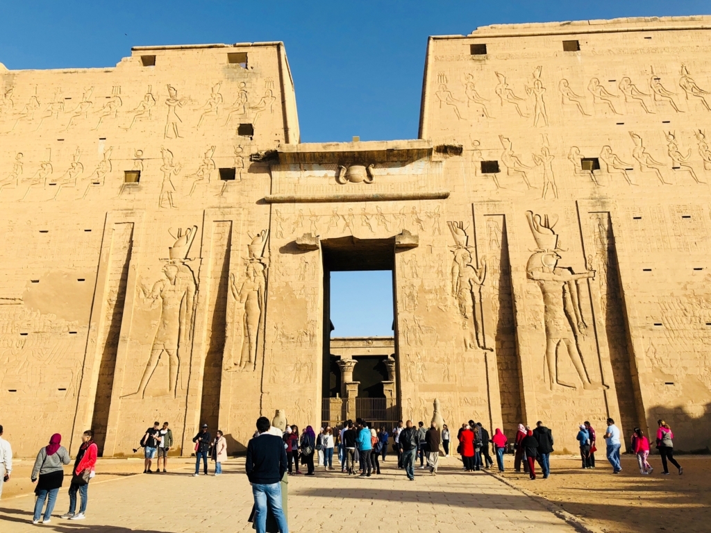 エジプト エドフ神殿