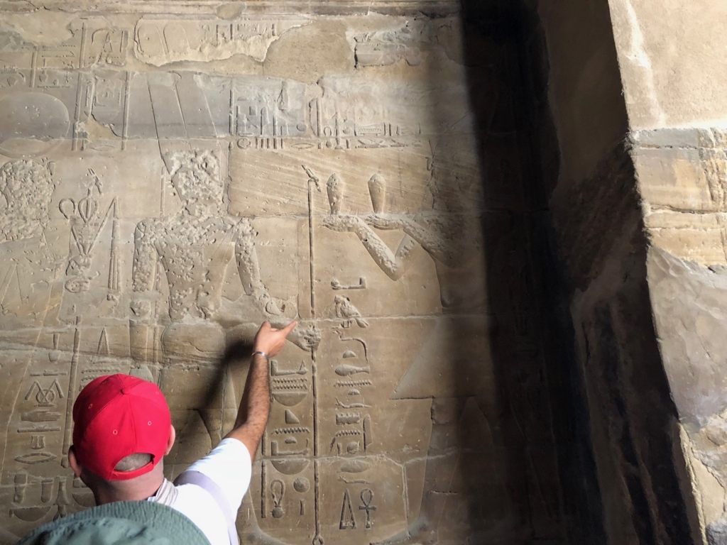 エジプト クラブツーリズム 現地ガイド ハッサンさん