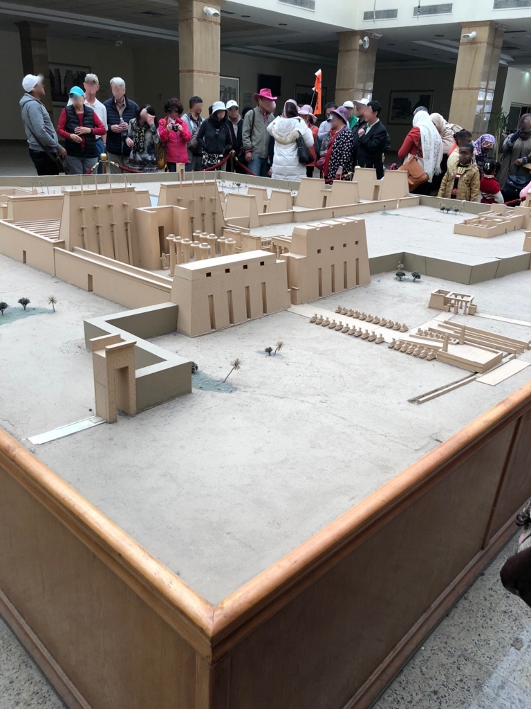 エジプト ルクソール カルナック神殿、Visitor Center カルナック神殿模型 正面から