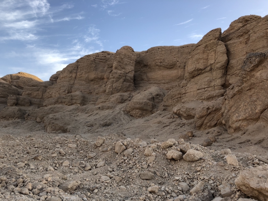 エジプト ルクソール 西岸 王家の谷への道 エジプト ルクソール 西岸 王家の谷への道