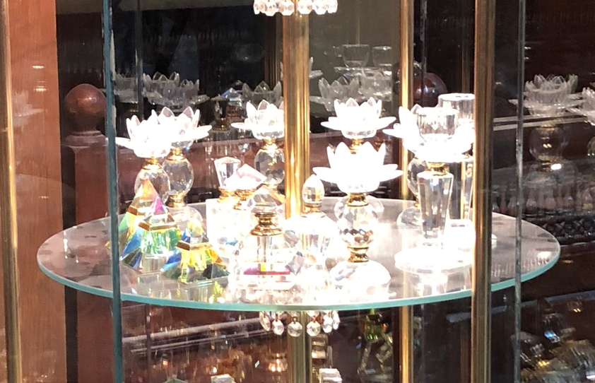 エジプト アスワン 香水(アロマ)店「KYPHI PERFUMES」でお エジプト アスワン 香水(アロマ)店「KYPHI PERFUMES」でお