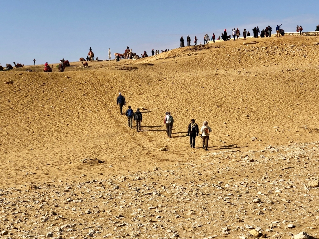 エジプト ギザ 3大ピラミッド「パノラマポイント」丘の上