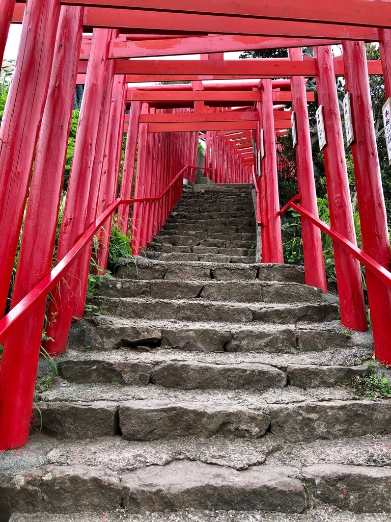2018年6月 山口県 「元乃隅稲成神社」奉納された123基の鳥居