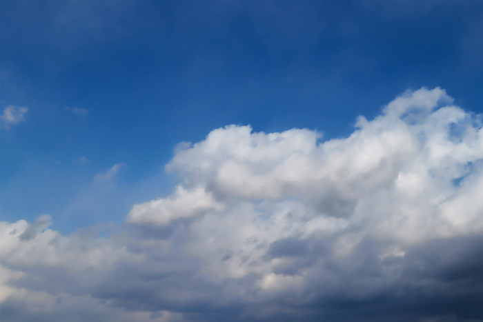 今日の空