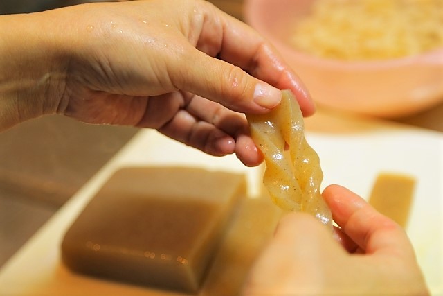 手綱コンニャク 手綱コンニャク