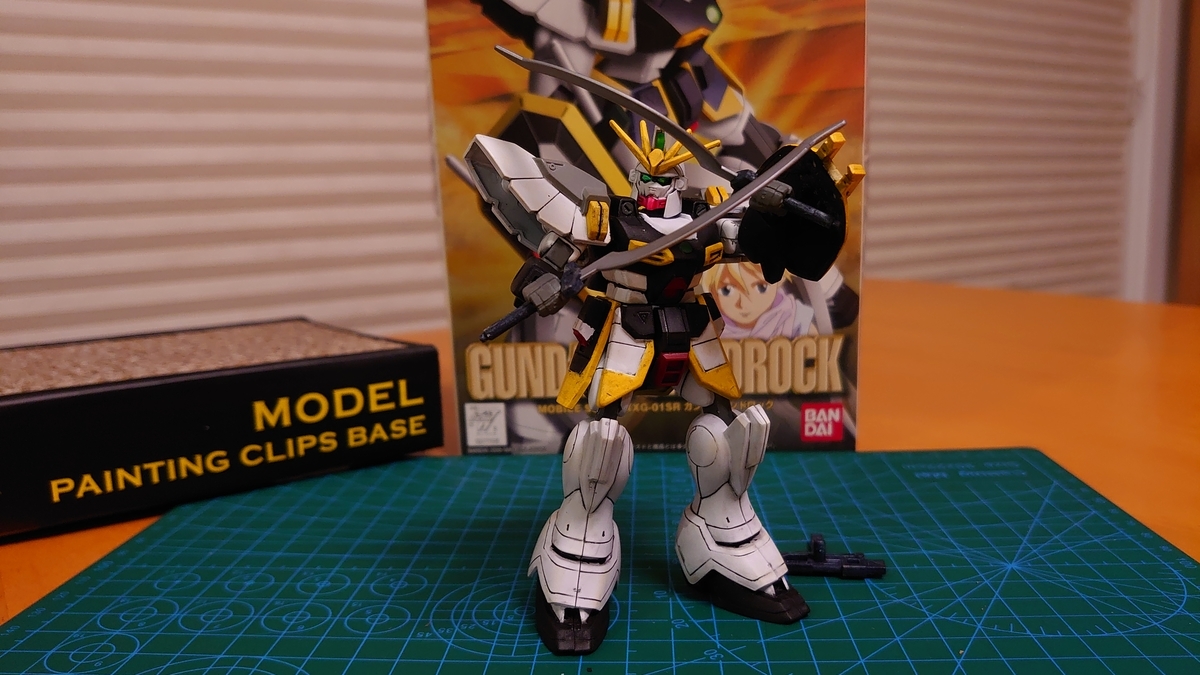 【未組み立て】ガンダムサンドロック 1/144 約30年前 当時物 未組み立て】ガンダムサンドロック 1/144 当時物 - メルカリ
