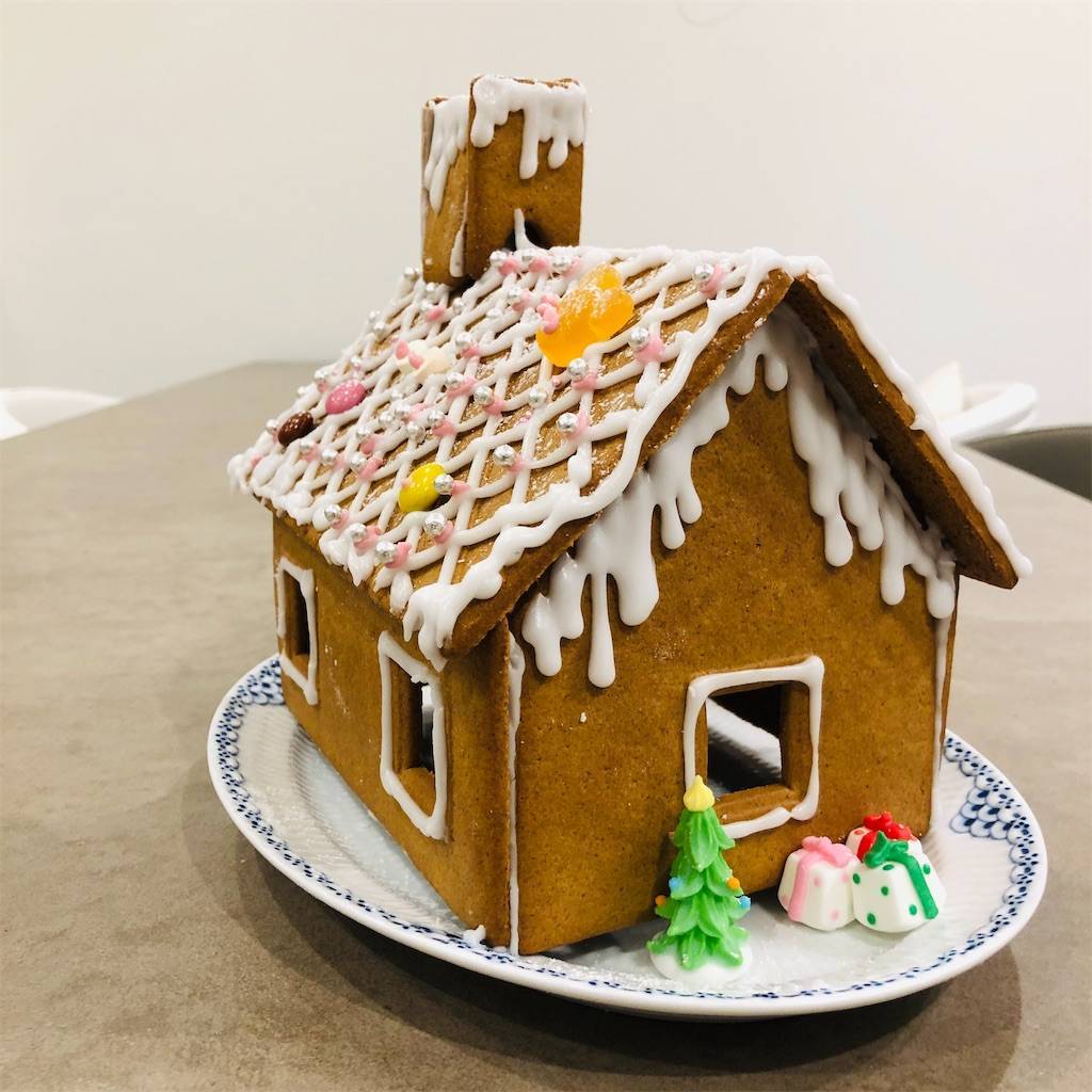 クリスマスにぴったり 簡単に作れるヘクセンハウス マルチアレルギーの息子と過ごす幸せな日々