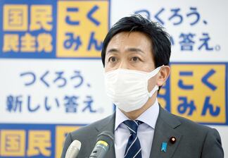 会見する国民民主党の玉木雄一郎代表＝２７日午後、国会内（矢島康弘撮影）