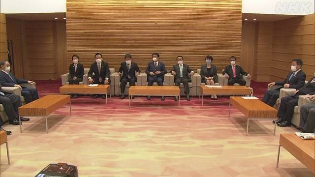 政府 緊急経済対策を決定 事業規模は総額108兆円程度