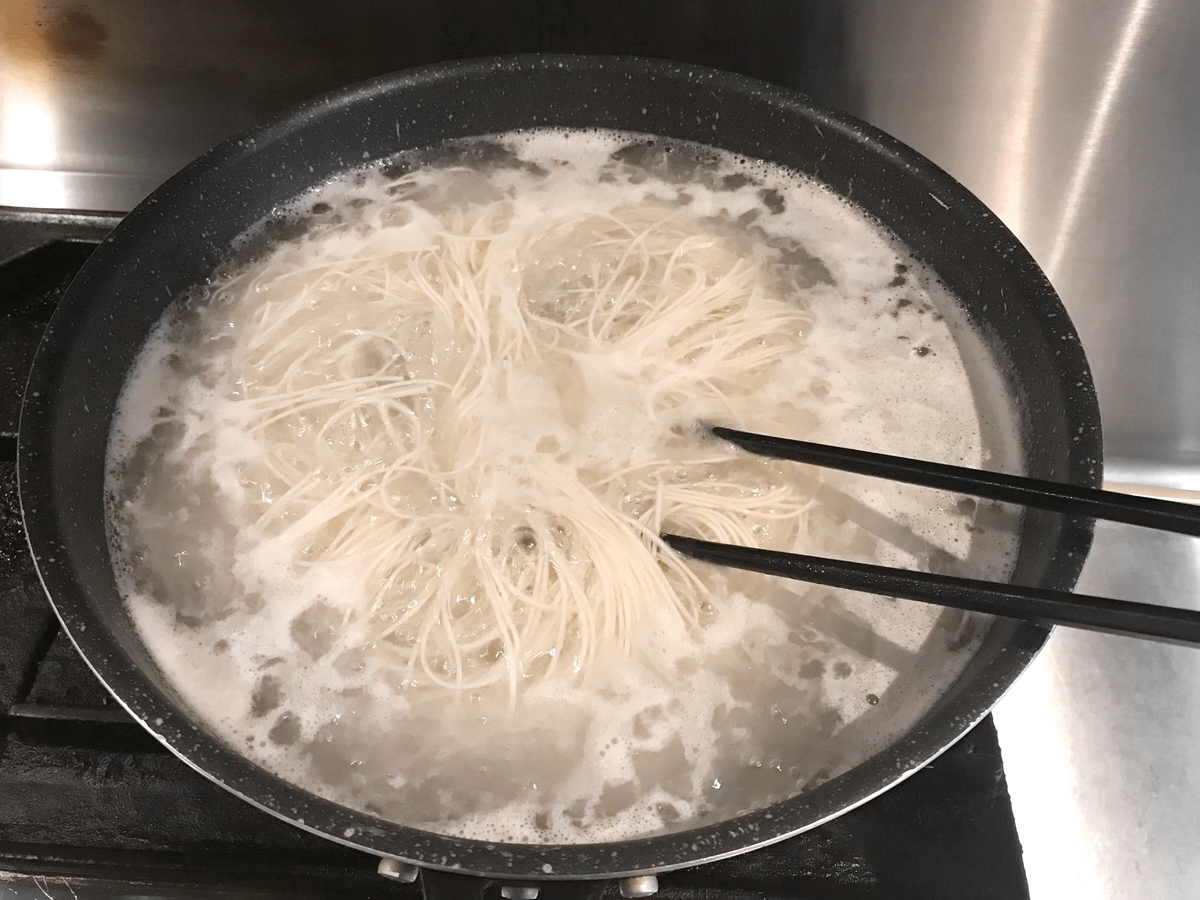 そうめん トマトジュースの ツナトマつけつゆ でめんつゆの独占状態から抜け出せそう ヤスナリオ メシ通 ホットペッパーグルメ