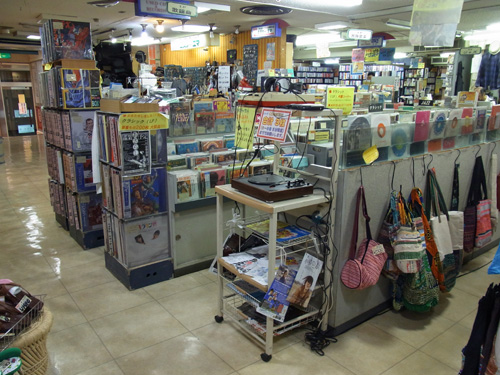 f:id:record-shop:20121213014505j:image