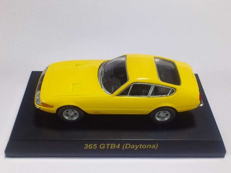 FERRARI 365 GTB4 (DAYTONA)