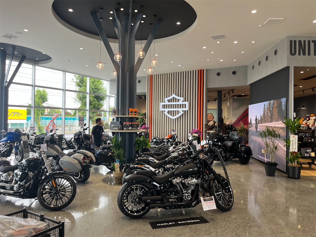 ハーレーダビッドソンシティ西東京店が移転したので遊びに行ってきた