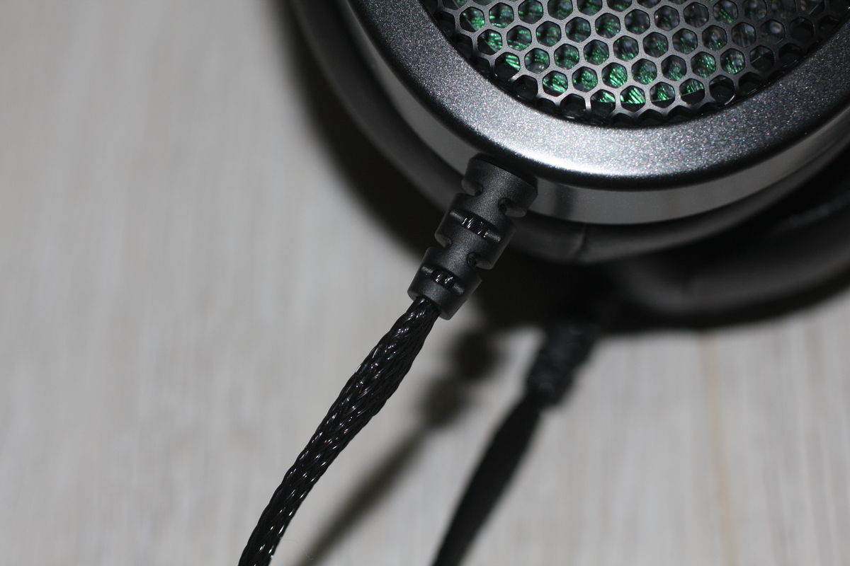 HIFIMAN Jade II レビュー】コンサートホールのような音場の静電型