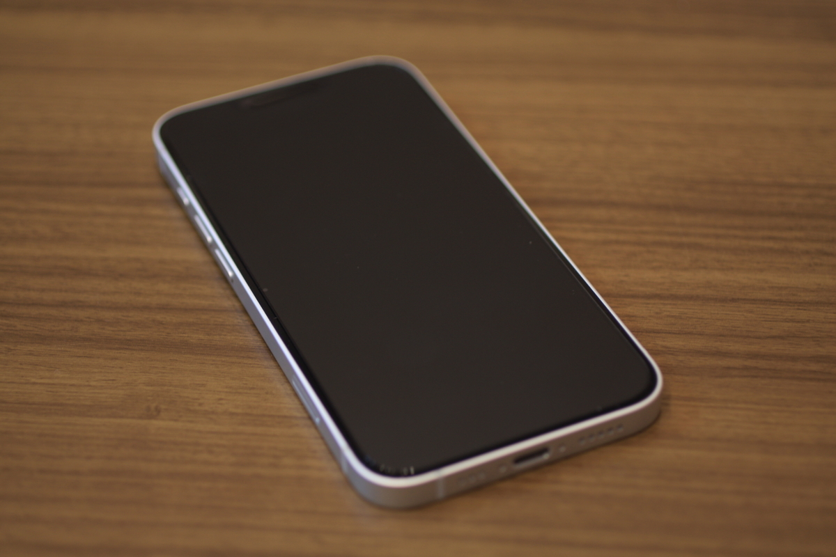 iphone16e レビュー