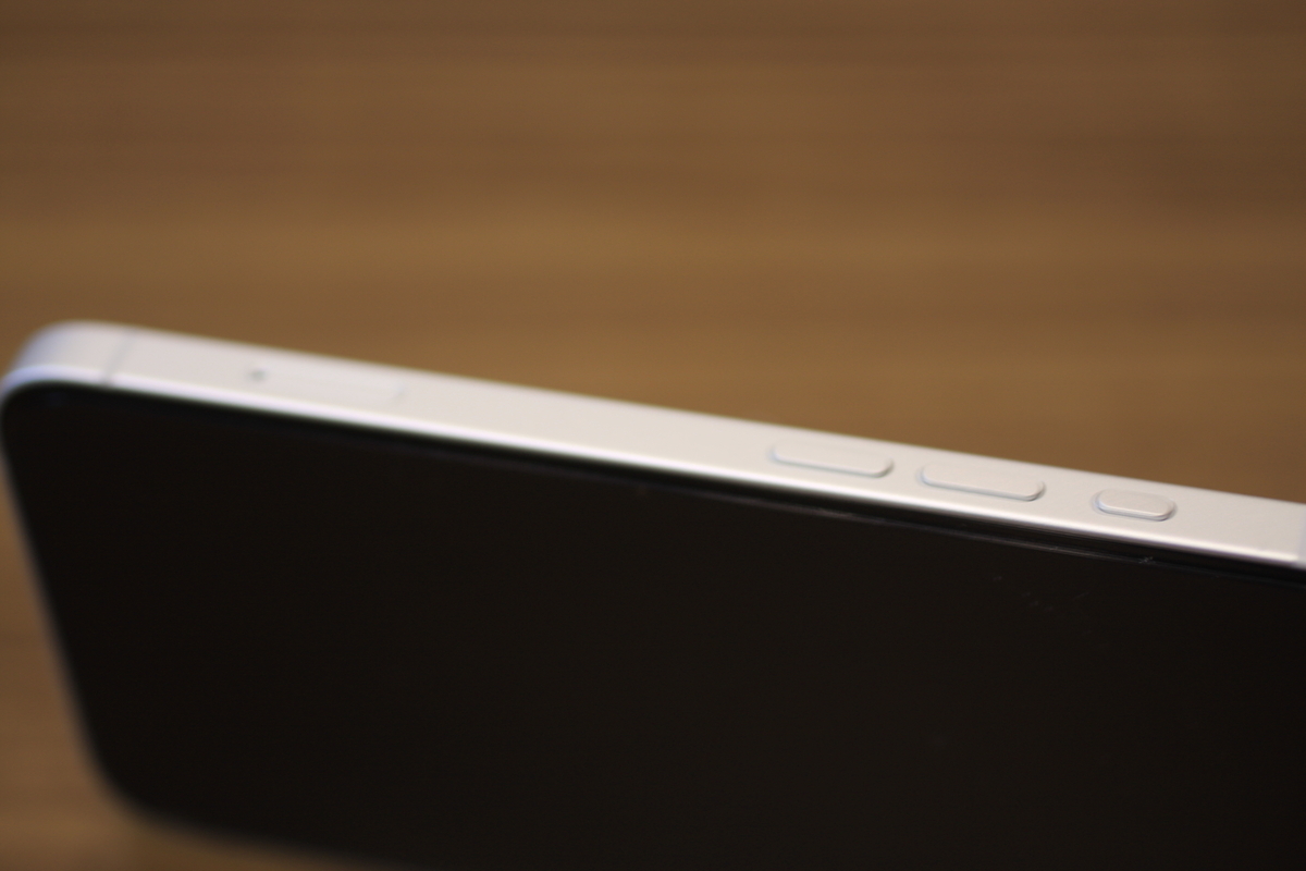 iphone16e レビュー