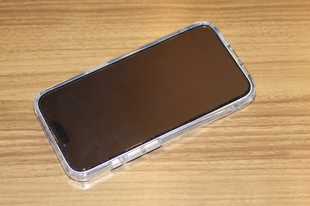 ESR PROTECTIVE スマホケース レビュー