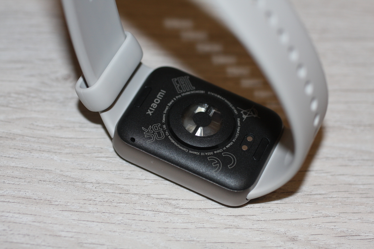 Xiaomi Smart Band 9 Pro　口コミ