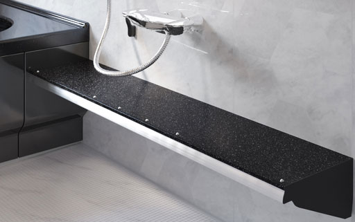 「グロウブラック」の写真