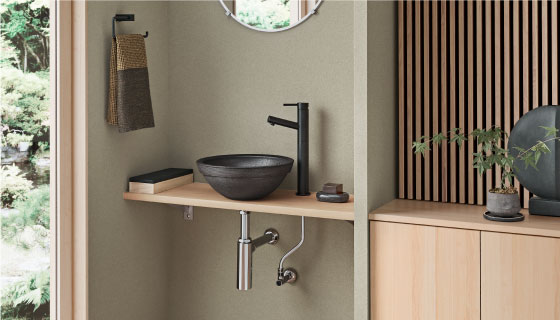 焼き物の手洗器と木のカウンターでつくった和モダンな洗面台