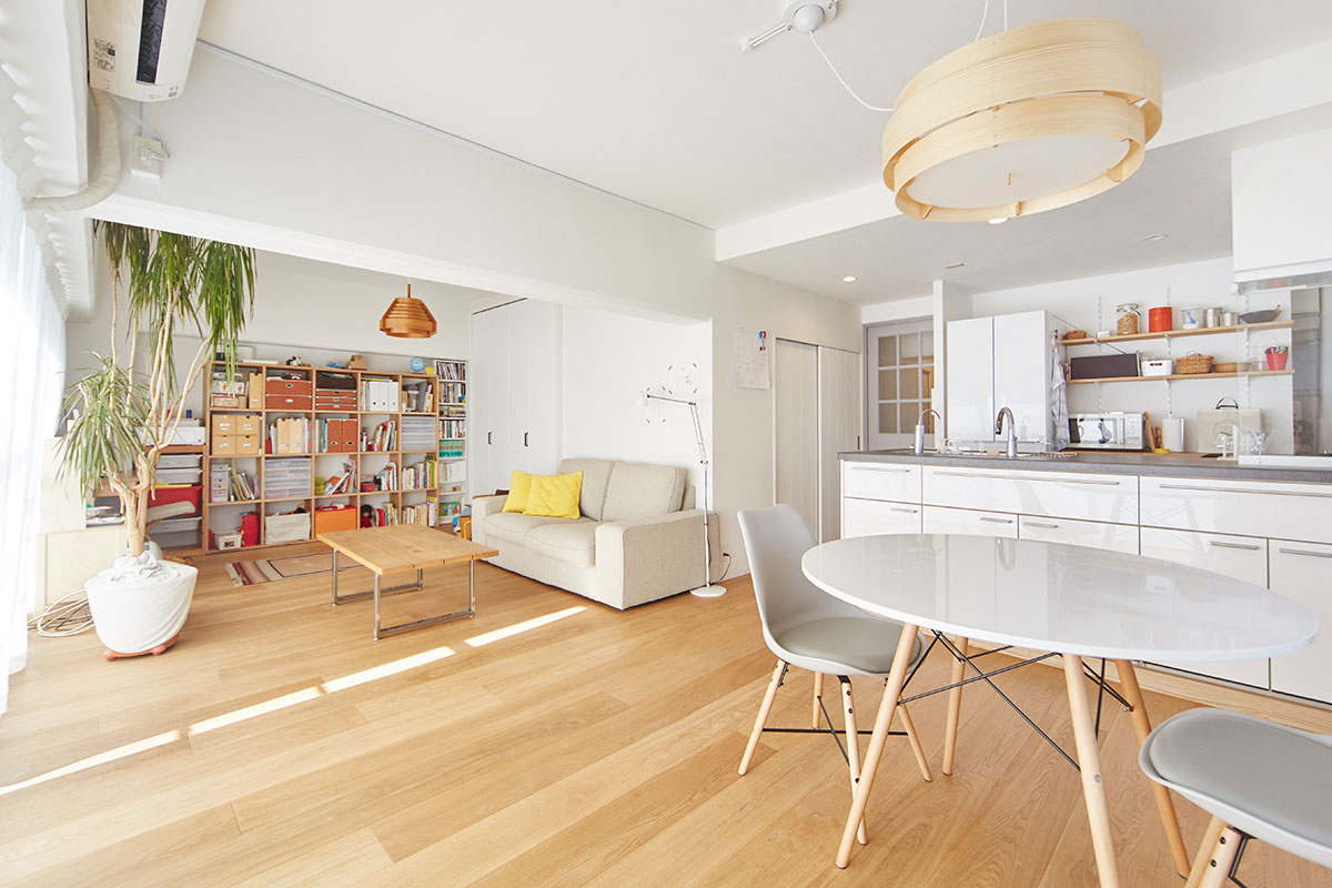 家族との交流も増えそうなリフォーム後の対面キッチン