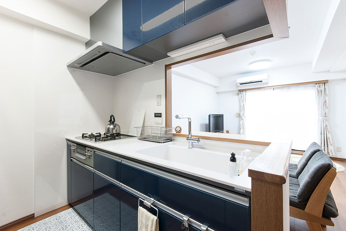 すっきりと整理されたキッチンスペース