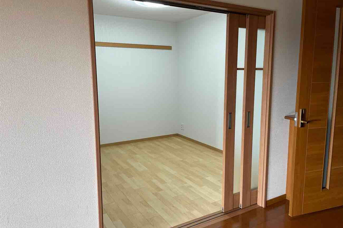 和室から洋室にリフォームした部屋