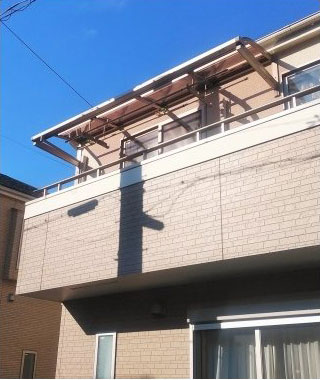 ポリカーボネート製の屋根