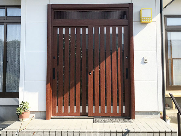 引き違いの引き戸