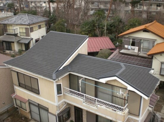 スレート屋根を金属屋根のジンカリウム鋼板に葺き替え