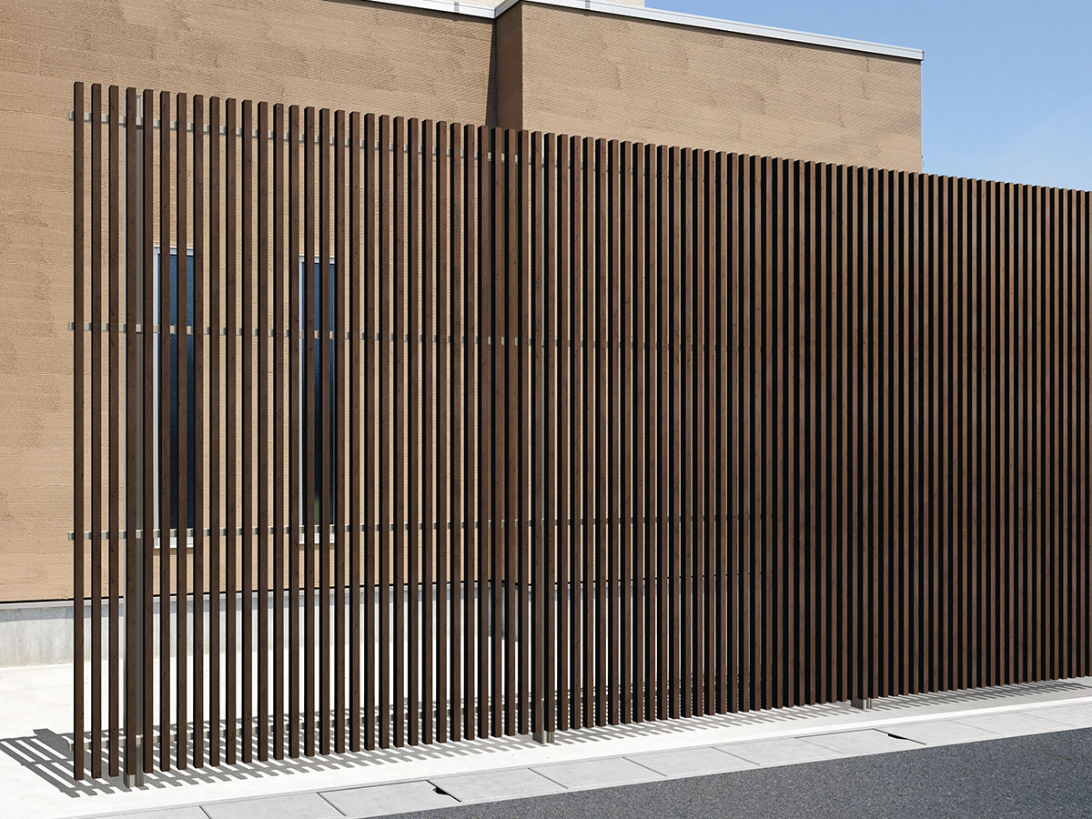 三協アルミエルファード