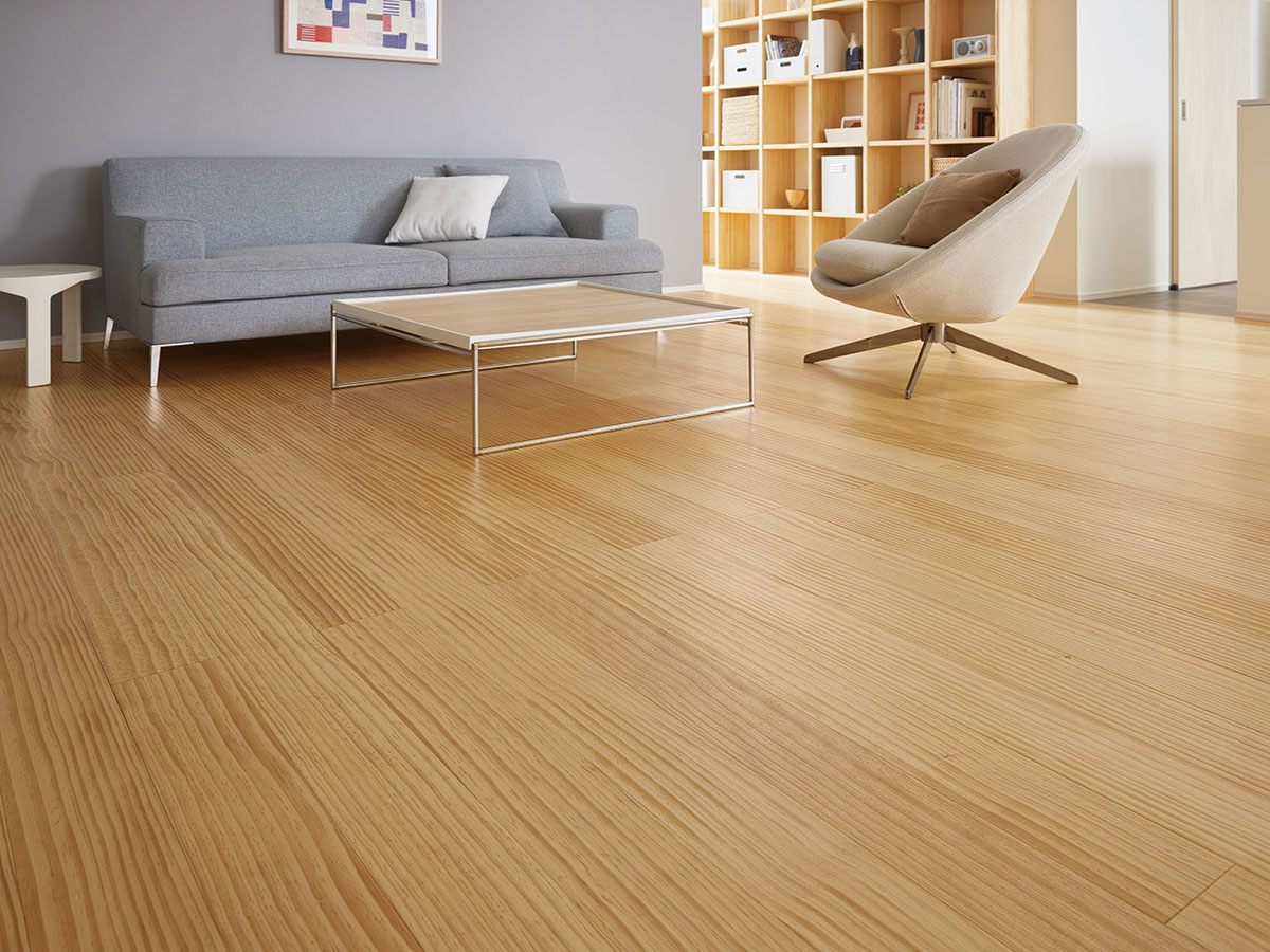 ピノアース足感フロア　うづくり仕上げ