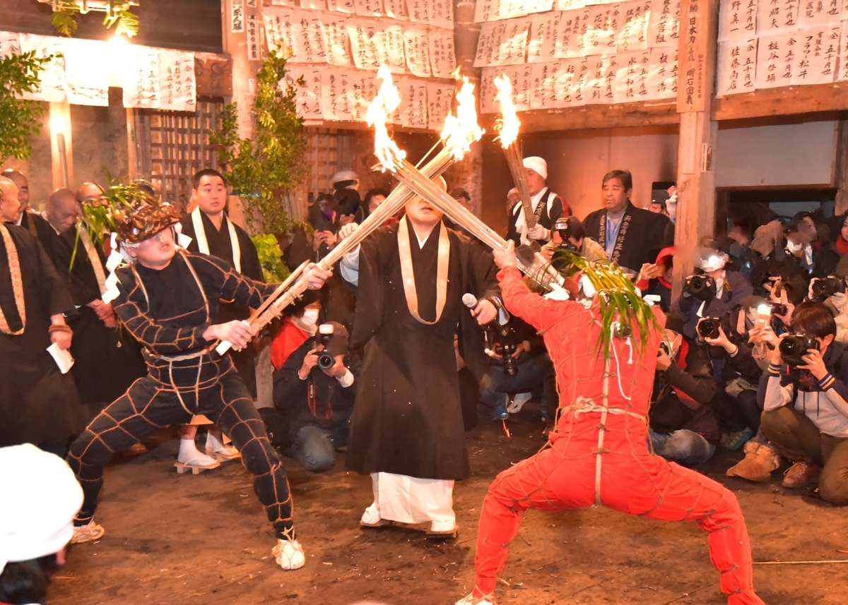 天念寺の修正鬼会（しゅじょうおにえ）災（さや）払い鬼 荒鬼（あらおに）