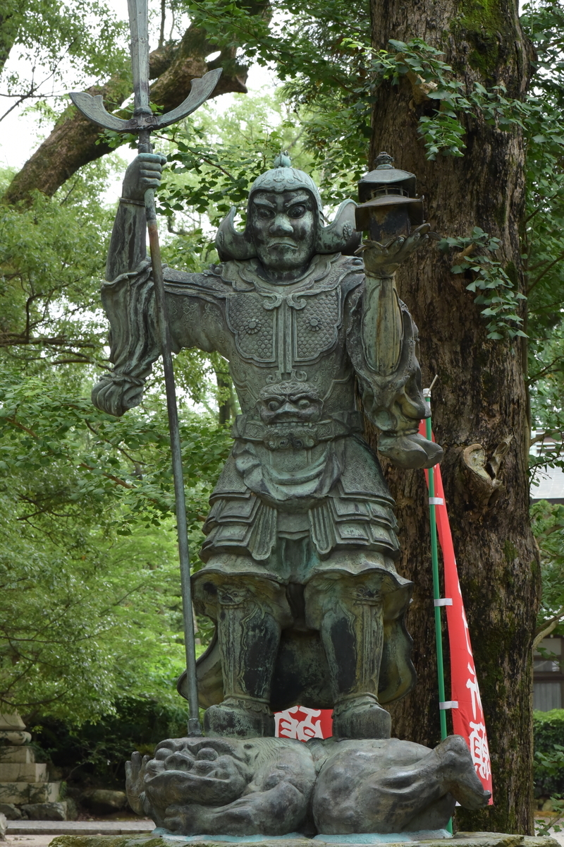 福岡県遠賀郡岡垣町大字高倉　高倉神社の毘沙門天像