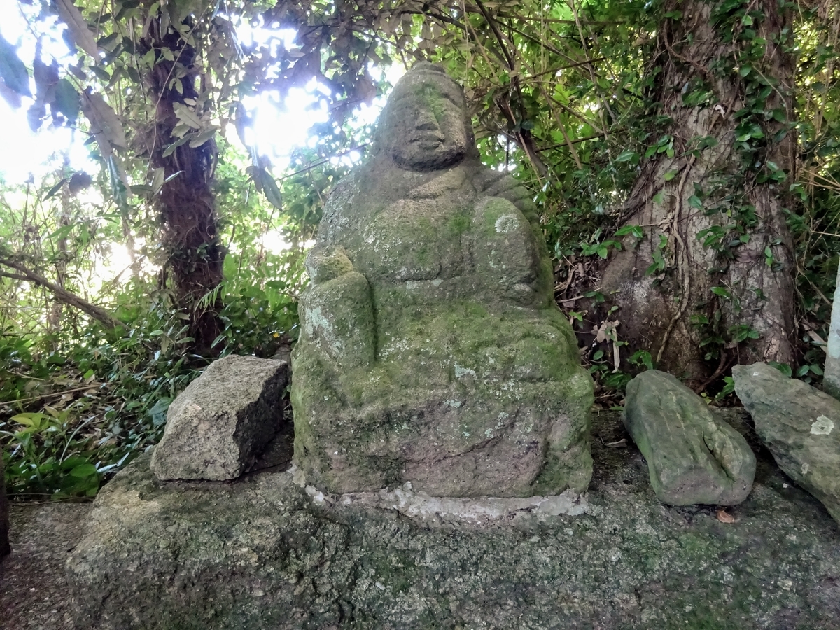 福岡県田川郡福智町金田の稲荷神社にまつられている恵比寿様