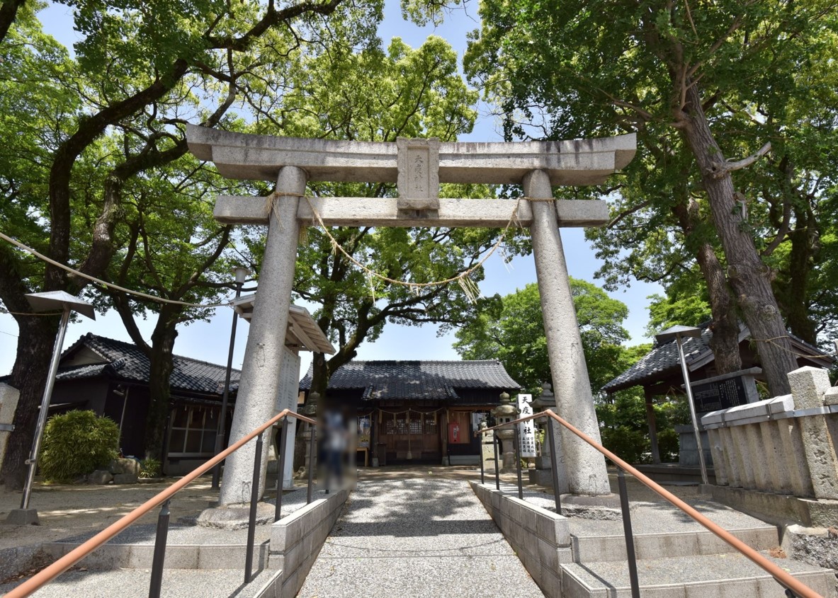下富野 天疫神社にまつられる庚申塔 福岡県北九州市小倉北区下富野 - 日々の”楽しい”をみつけるブログ