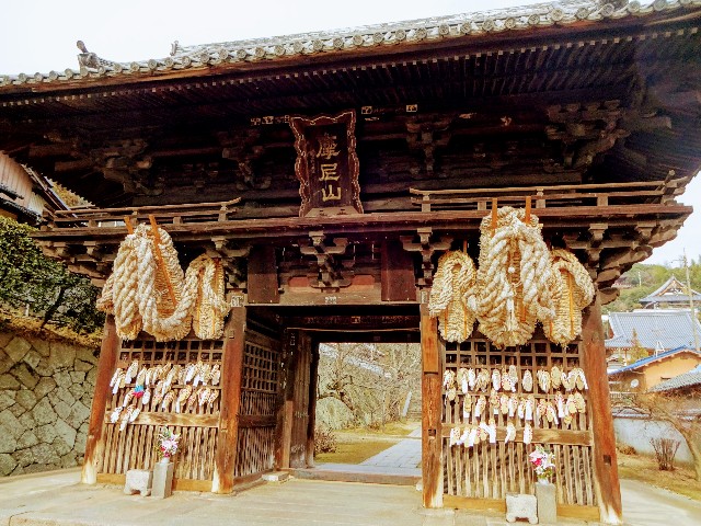 大きな草鞋（わらじ）は何を目的につくられた？ 広島県尾道市西久保町