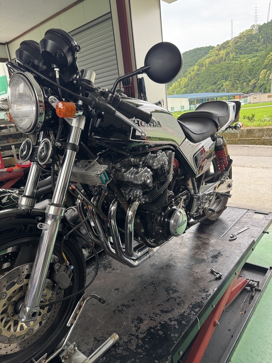 CB750F 車検取り立て！ CB750F 車検整備 - 単車美容院