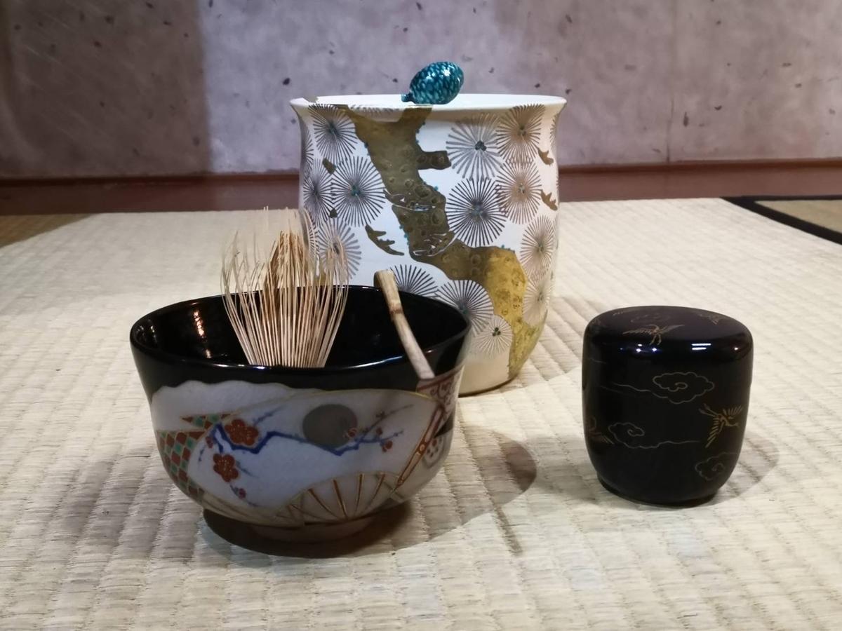 初釜 - 聚秀 蓮・慈光美術 【SAKURAYA】美品【 木地寄 月見兎香合 