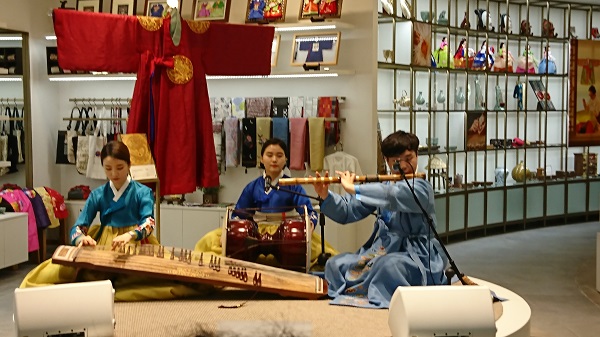 f:id:reonmanma:20190411162249j:plain f:id:reonmanma:20190411162249j:plain