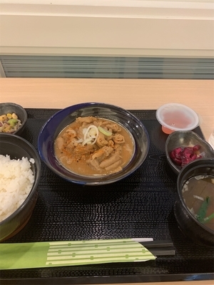 ビジネスホテル夕食