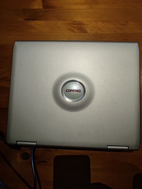 ジャンク (レトロ?)ノートPCの命運 Windowsに、、、。 - 抹茶x抹茶