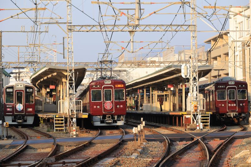 阪急のフルマルーン6013Fと5128Fを撮影～雲雀丘花屋敷付近にて_26/03