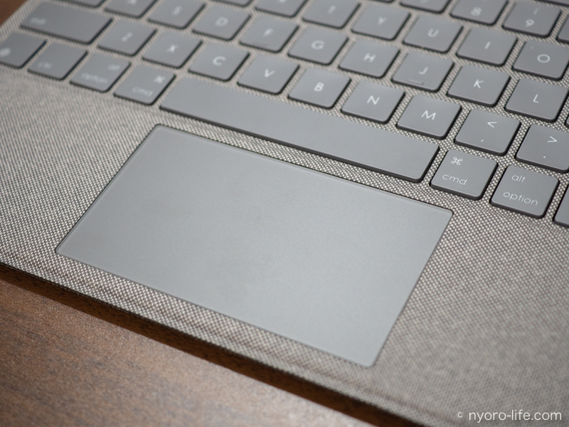 logicool】iPad用のトラックパッドキーボード（COMBO TOUCH）が