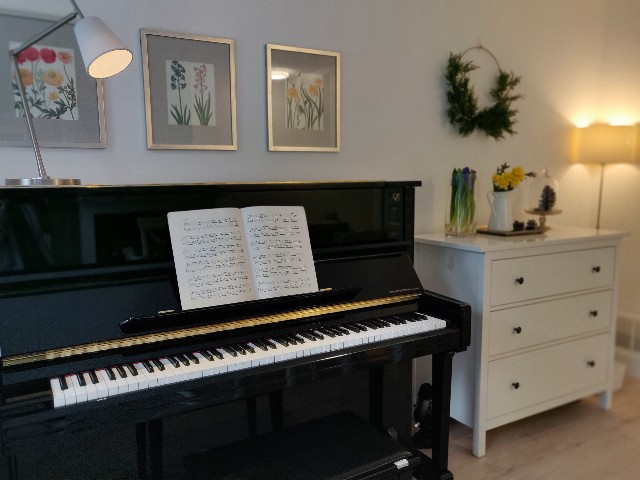 ピアノ調律とカッコいいピアノおばあちゃん Rico Log