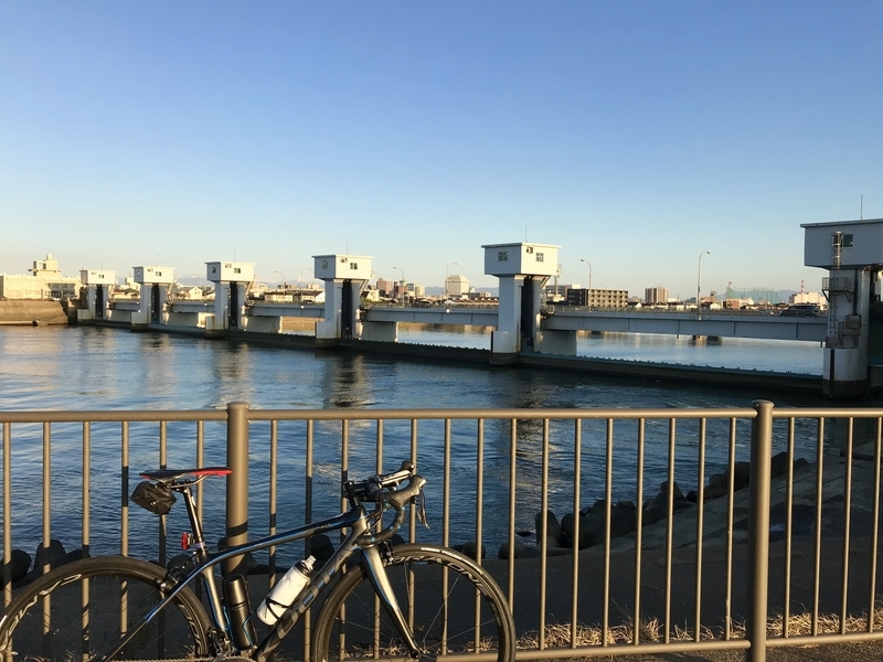 f:id:rideinblue:20181103160046j:plain f:id:rideinblue:20181103160046j:plain