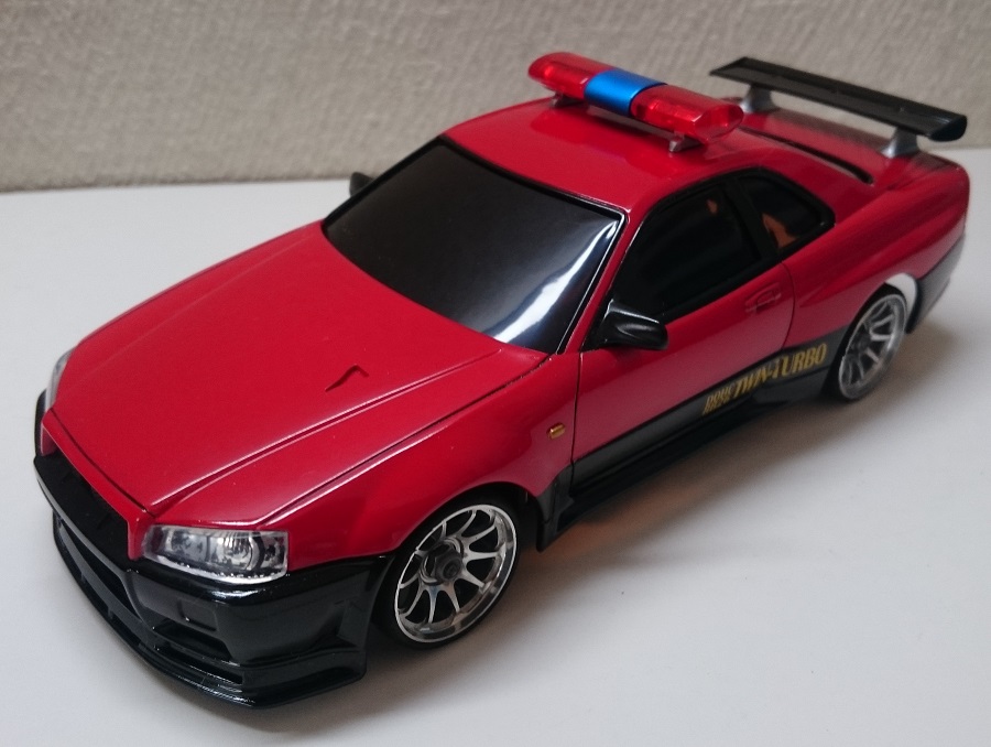 ミニッツ 「スカイラインGT-R R34」を西部警察風に塗装！ - リッキーの