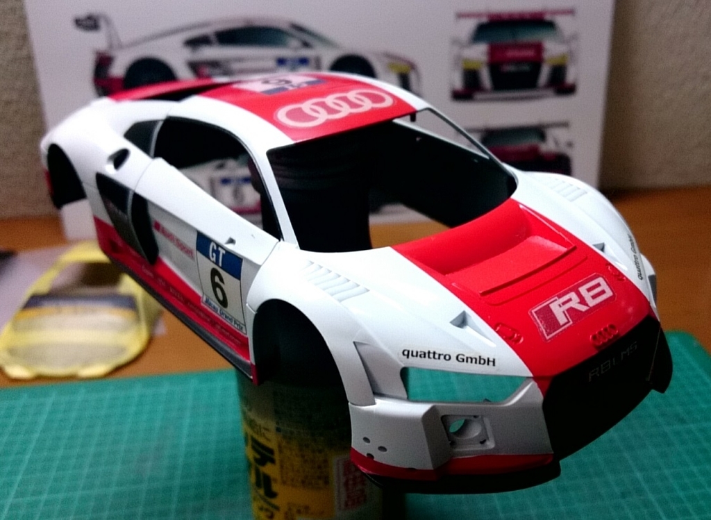 京商ミニッツ Audi R8 LMS オリジナル塗装 ミニッツ Audi R8 LMS 2015を「GT300」カラーに塗装！＜中編