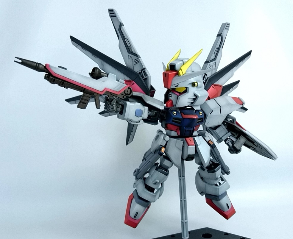SDガンダム クロスシルエット(塗装完成品) SDガンダムクロスシルエットフリーダムガンダムをモノトーン調で塗装